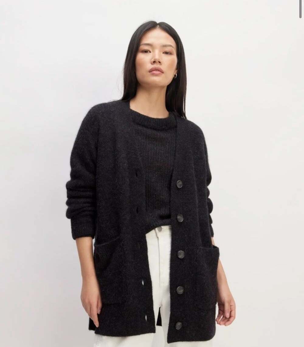 Everlane Womens Alpaca Knit Pocket Cardigan M Quiet Luxury Academia Preppy